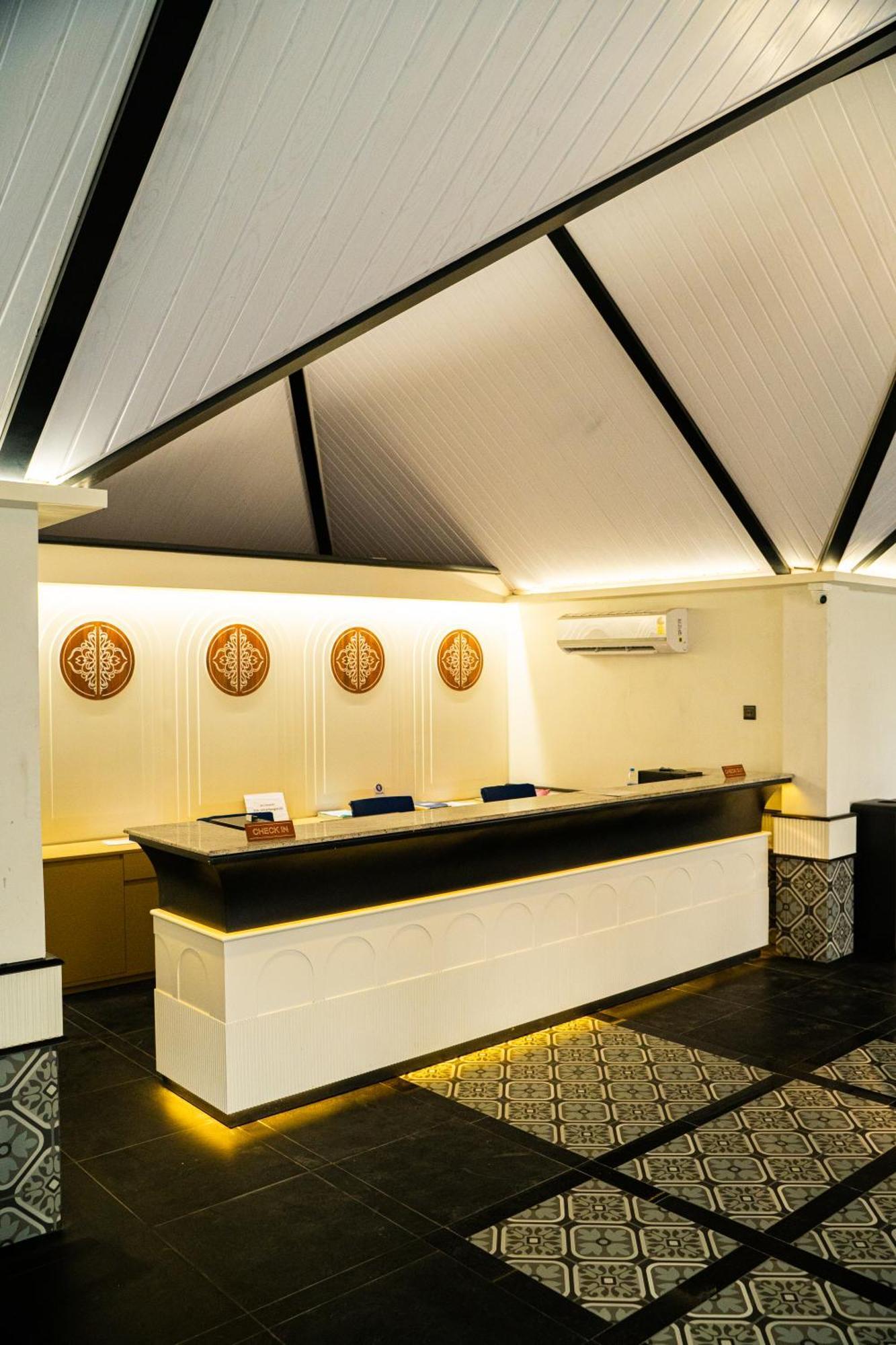 索娜邦拉科拉加特酒店 Bagnan 外观 照片